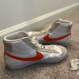 Nike blazers 77